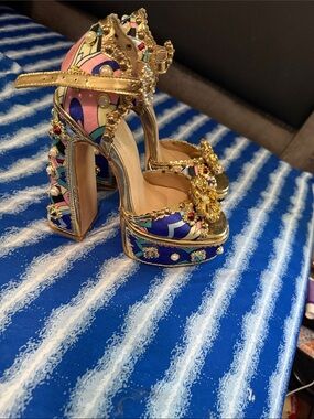 Chase + Chloe Gold-Trim Multicolor Platform Heels